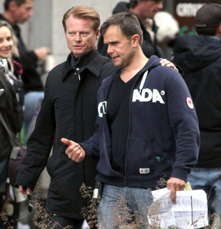 Illustration for article titled Fringe set pics